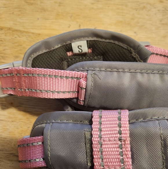 Escape Proof Reflective Dog Harness Size Small - Picture 4 of 11